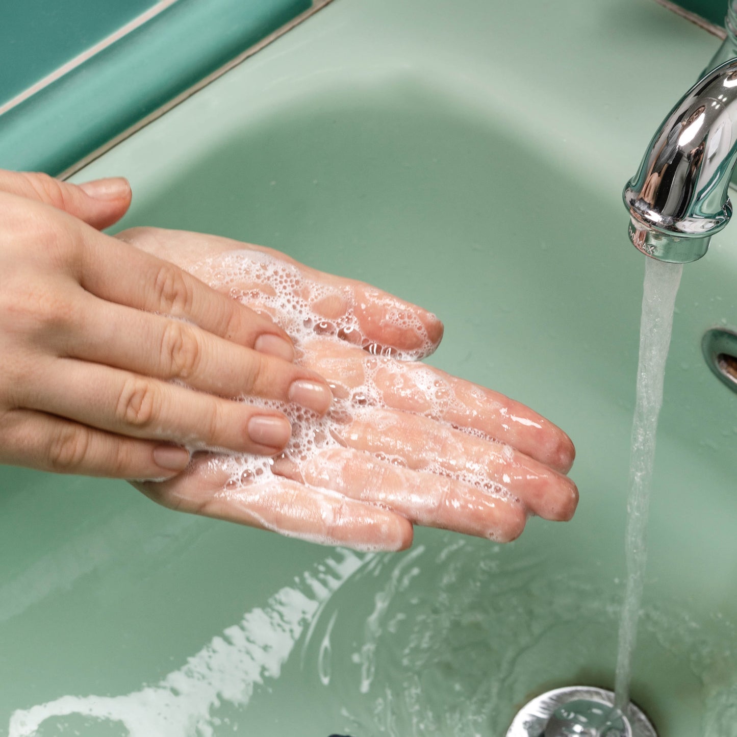 Bio Hand & Body Wash Naturkosmetik  in Pulverform mit Refill-Glasflasche
