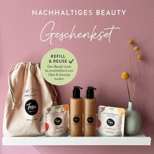 Nachhaltige Geschenkidee: Bio Naturkosmetik Shampoo und Conditioner in Pulverform mit Refill-Flasche  aus Flüssigholz